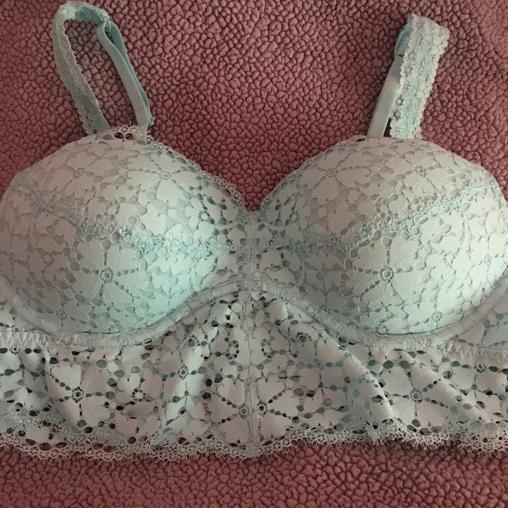 Vs-pink bralette bundle